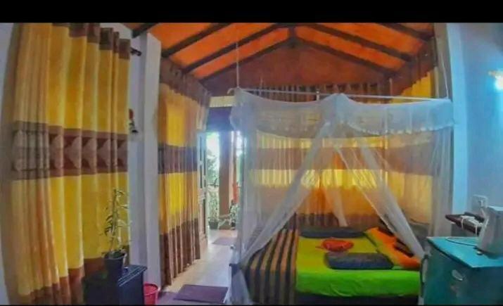 إيلا Mid Scenery Home Stay الغرفة الصورة